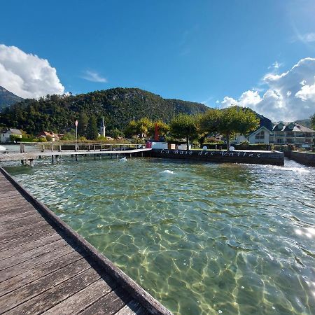 Au Bord Du Lac D'Annecy, Logement Type Loft, Dans Residence Avec Plage Et Ponton Privee Duingt Kültér fotó