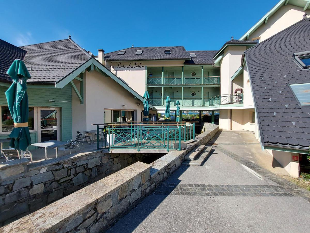 Au Bord Du Lac D'Annecy, Logement Type Loft, Dans Residence Avec Plage Et Ponton Privee Duingt Kültér fotó